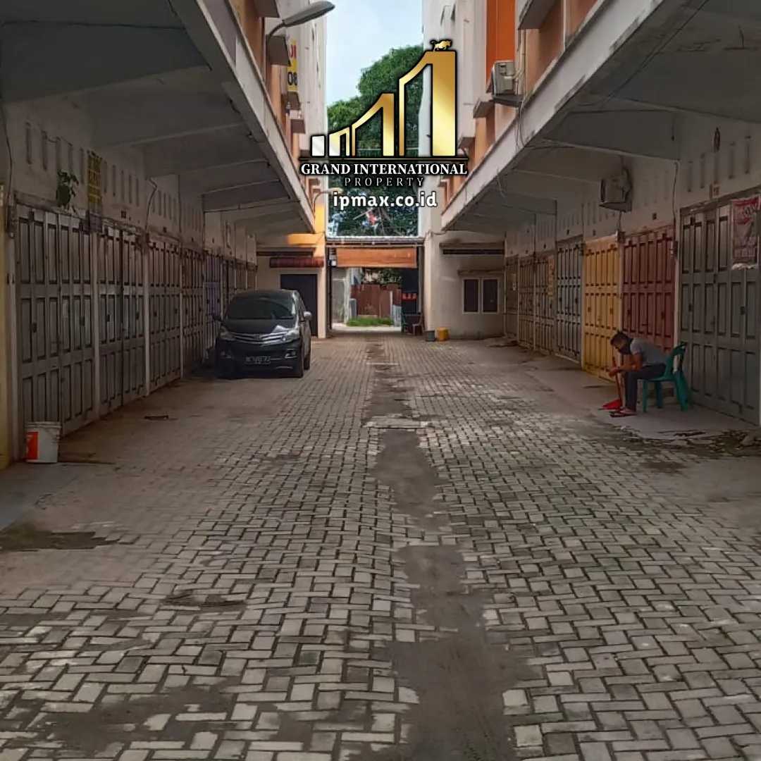 Disewa Rumah Jalan. Adam Malik